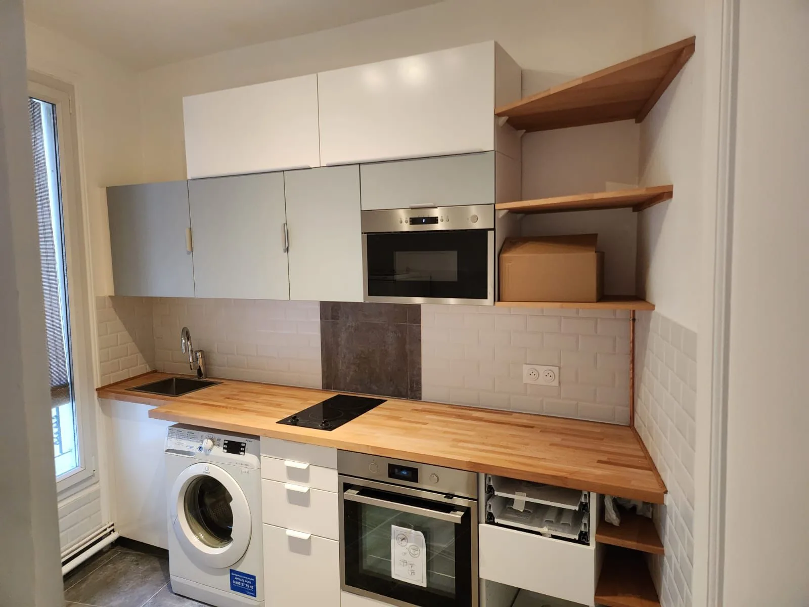 Cuisine compacte sur mesure — Projet 3